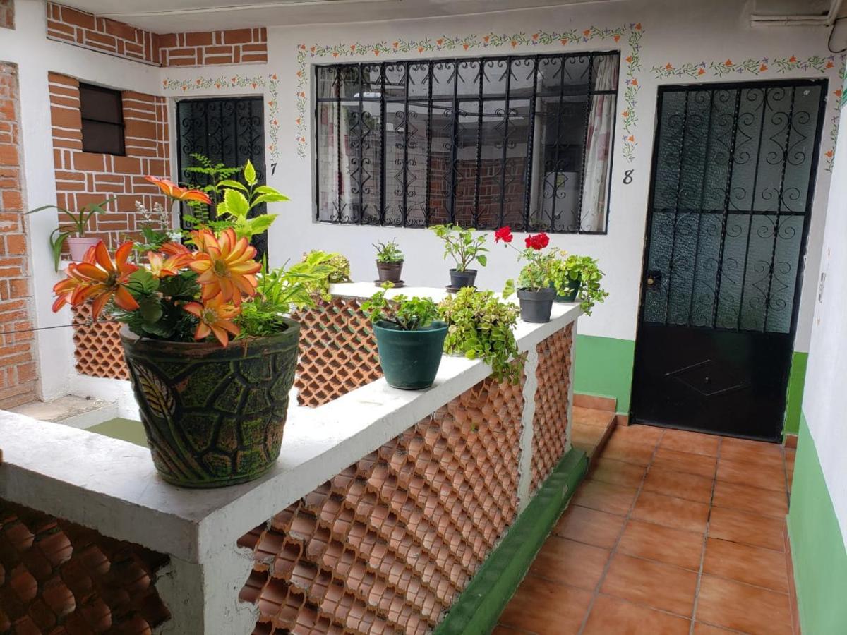 Hospedaje Don Isidro Tepoztlán Exterior photo